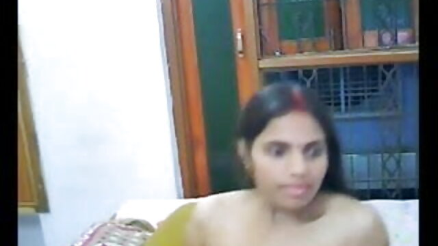 جنسی پورن زیرنویس پیسے کے لئے ایک ٹیکسی میں