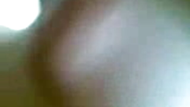 ڈاٹ اچھا کے ساتھ ایک ponytail پورن لیگ داربی