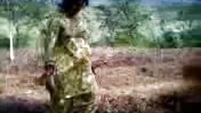نرم caresses کا ایک خوبصورت بچے فیلم پورن نسرین علوی