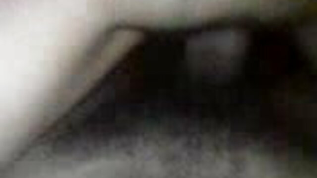 Brunette مایا پہاڑیوں پہلے سے ہی پورنو ویدئو ایک طویل وقت کے جنسی تعلقات نہیں