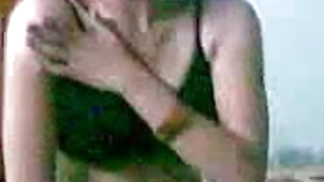 مقعد جنسی کے هالیوود پورن ساتھ خوبصورتی نوعمر ایڈلی