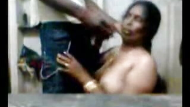 مقعد بے بهترین پورن استار مرد رحمانہ بڑے سیاہ ڈک